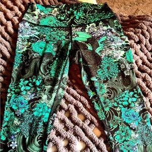 NWOT Rare Print Lululemon Align HR Capris legging